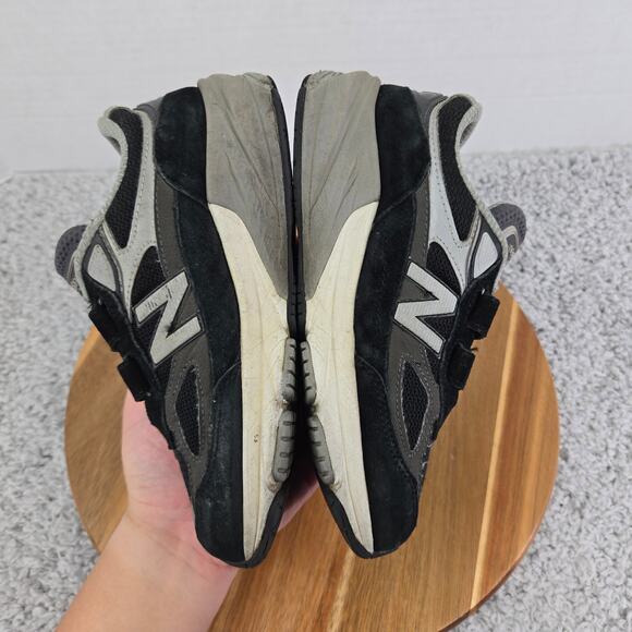 New Balance FuelCell 990v6 Black Silver Casual Hook Loop Sneaker Kid 2 XW X-Wide - Picture 8 of 14